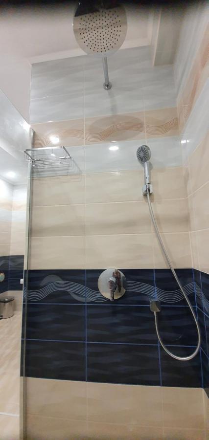 Luxury Ekaterina Apartment