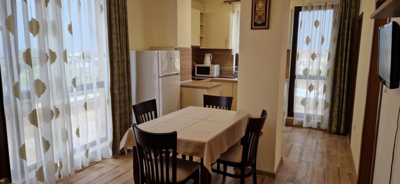 Apartment Luxury Ekaterina Chernomorets